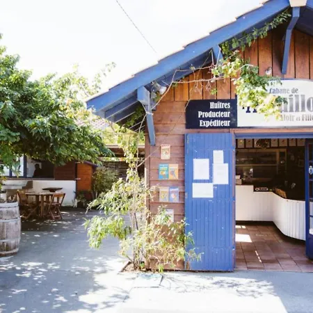 T2 Au Centre D'arcachon Avec Garage - A Proximite De La Et Des Commerces - Fr-1-420-88 Lägenhet