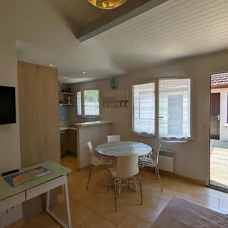 T2 Au Centre D'arcachon Avec Garage - A Proximite De La Et Des Commerces - Fr-1-420-88 * Arcachon