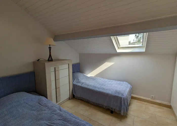 T2 Au Centre D'arcachon Avec Garage - A Proximite De La Et Des Commerces - Fr-1-420-88 Apartment *